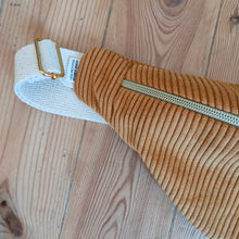 Charger l'image dans la galerie, Banane Velours Small (choix du coloris)