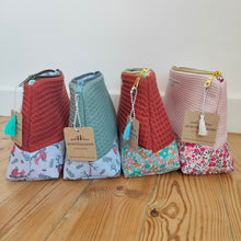 Charger l'image dans la galerie, Nid d'abeille Terracotta Ecureuil