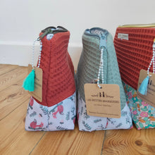 Charger l'image dans la galerie, Nid d'abeille Terracotta Ecureuil