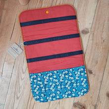 Charger l'image dans la galerie, Pochette Barrettes Fleurs turquoise