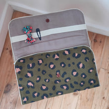 Charger l'image dans la galerie, Pochette Barrettes Sauvage