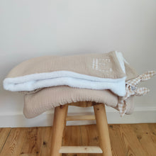 Charger l'image dans la galerie, Couverture Double Gaze Lin & vichy beige