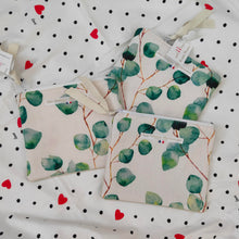 Charger l'image dans la galerie, Trousse plate Eucalyptus