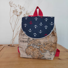 Charger l'image dans la galerie, Le Mappemonde Beige à personnaliser