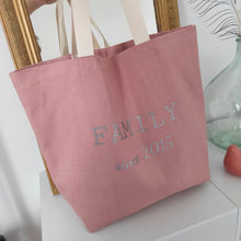 Charger l'image dans la galerie, Cabas "FAMILY since"