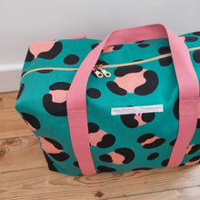 Charger l'image dans la galerie, Léo