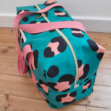 Charger l'image dans la galerie, Léo