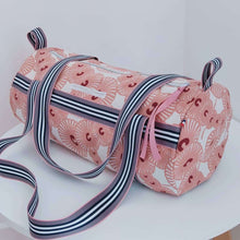 Charger l'image dans la galerie, Pink Parasol